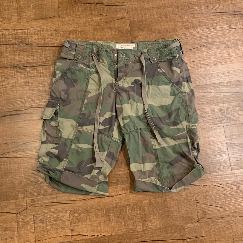 Abercrombie Camouflage Capri Shorts